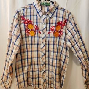 Button down blouse with pearl buttons